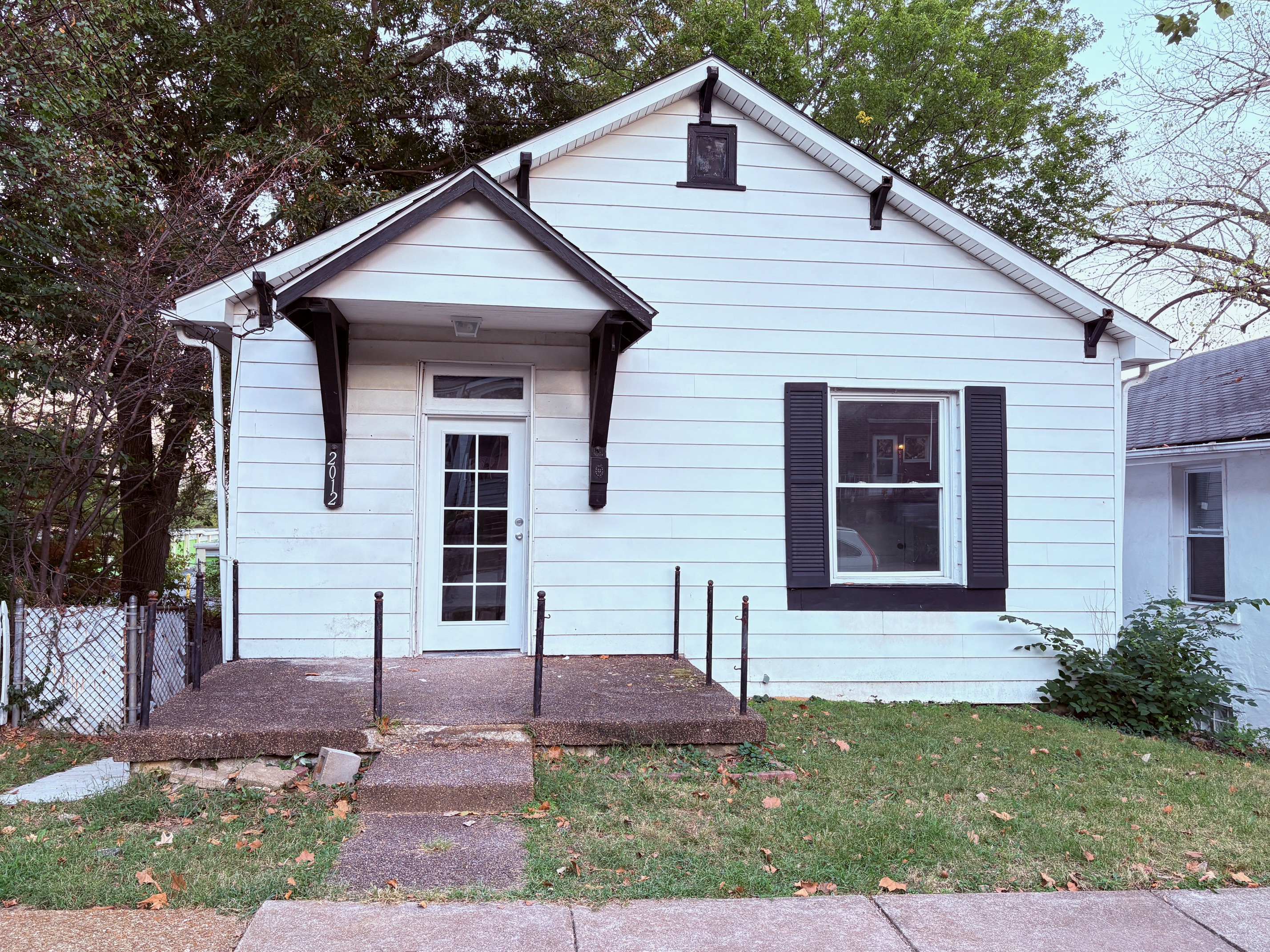 2012 Schaeffer PL