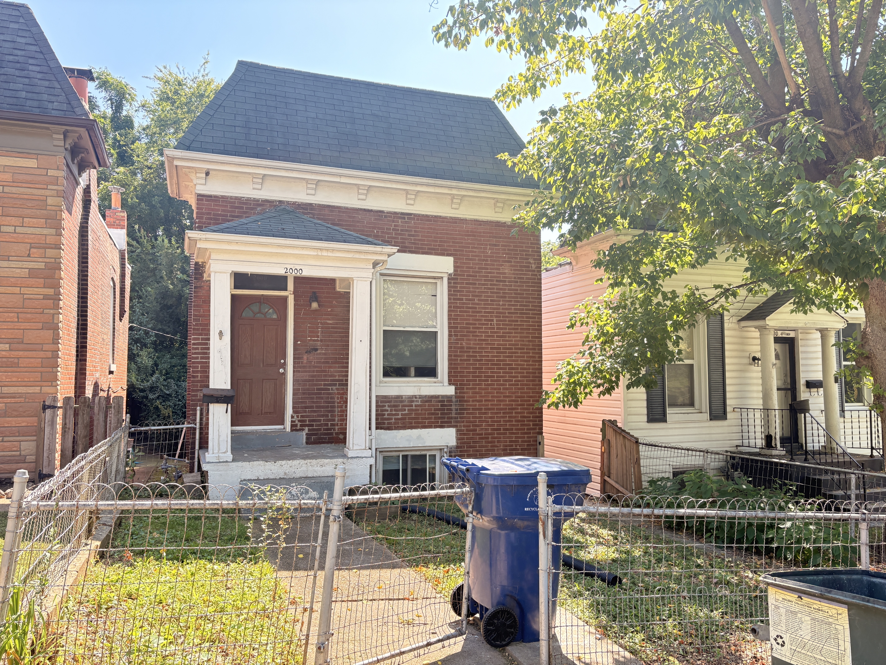 2000 Kraft St.